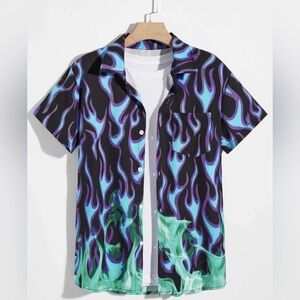 Men’s SHEIN Blue Fire Print Button Down Short Sleeve Collared Shirt. Size M.